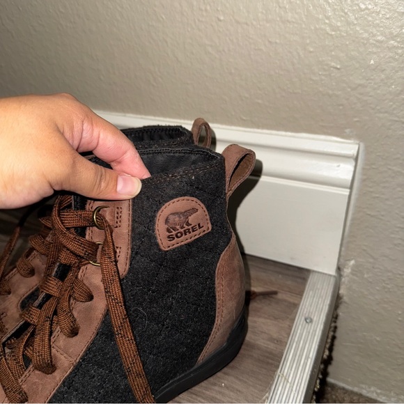 Sorel Women's lace up wedge Boots - Picture 4 of 8